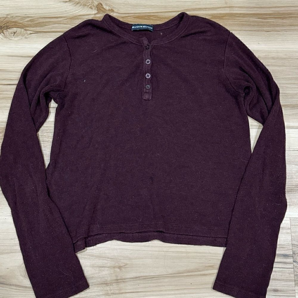 Brandy Melville Maroon Henley Sweater Women’s Small